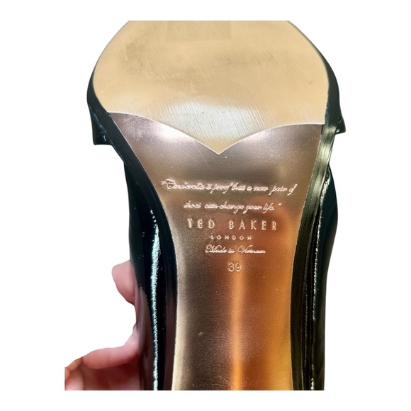 Ted Baker London Black Stiletto Black Patent High Heels, Size 39, Excellent Con - Picture 8 of 9